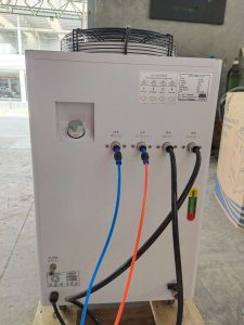 FLT 6016L FIBER LASER TUBE CUTTING MACHINE 7